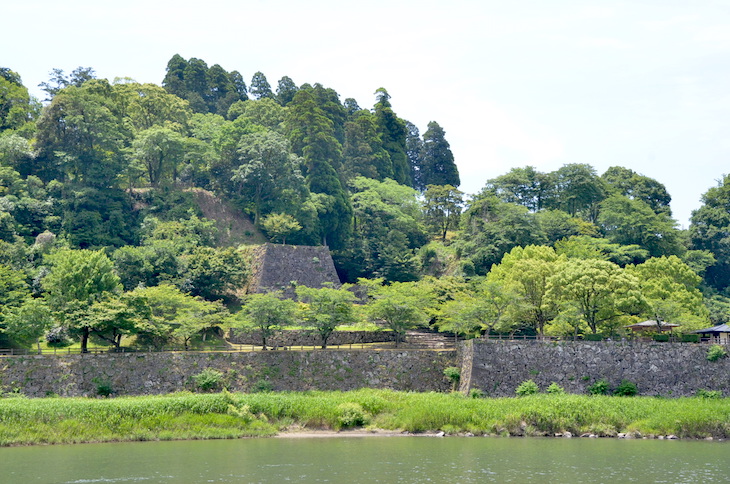 人吉城は別名、三日月城、繊月城とも呼ばれる